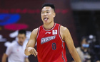 賀希寧43分鐘高效表現(xiàn)，15投8中得23分4板2斷。