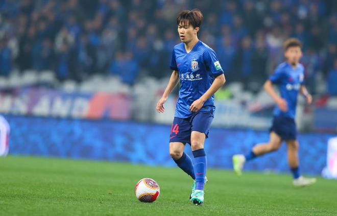 謝鵬飛31歲，本季僅出場1次，26分鐘。機會難求！